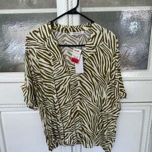 Women's Green Zebra Print Top